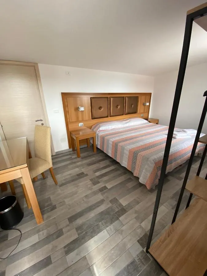 B&B Torre Pozzillo Cinisi 0*,  Italien